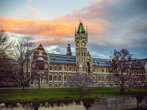 Top 5 Scholarships in New Zealand for International Students