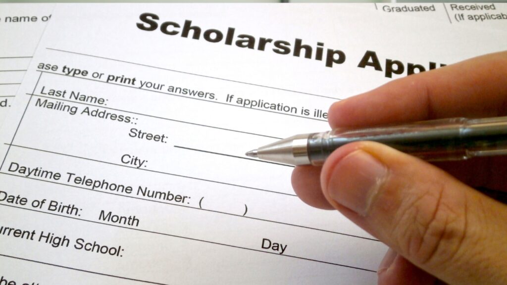 Scholarships for Indian Students Studying