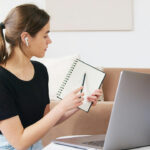 How to Choose the Right Online Course for Your Career