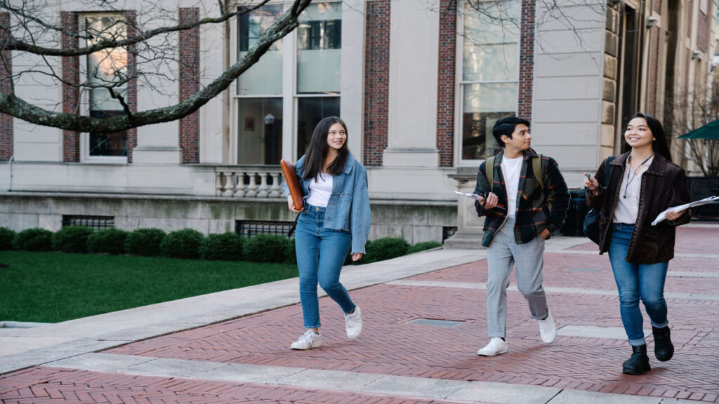 Harvard University-Courses, Admission and Rankings