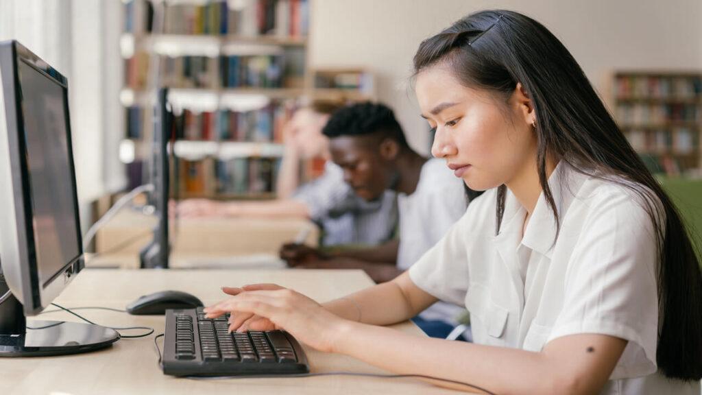 Harvard University-Free online courses